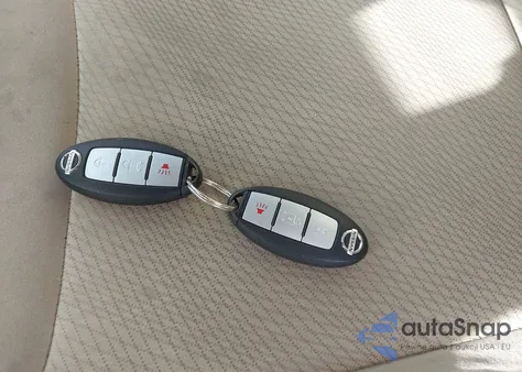 2014 Nissan Pathfinder Hybrid Sv z USA, uszkodzony, nr VIN 5N1CR2MM0EC660889